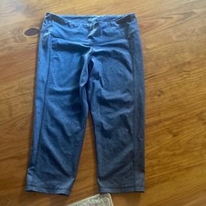 Old Navy active wear leggings
